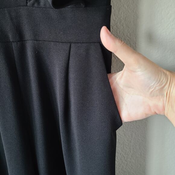 NWT NY & Company Wide Leg Women Jumpsuit SZ XS Black Pockets Ruffle Minimalist - Picture 4 of 14